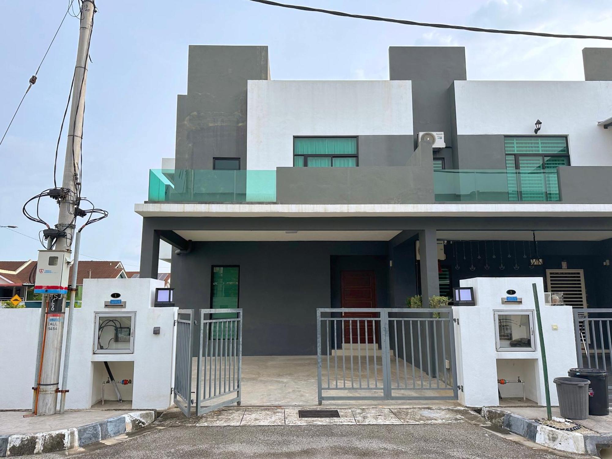 12Pax-4Br3.5Ba2Lvr/Bm/Juru/100In Proj/Autocity/Ikea Villa Simpang Ampat  Bagian luar foto